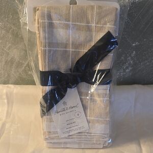 Hearth & Hand Magnolia Cream Checkered Napkins 2 Sets Of 4 New